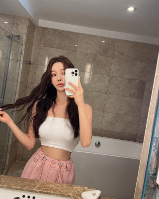 볼륨 패드 크롭 튜브탑